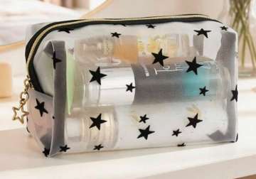 Neceser transparente con estrellas