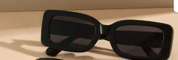 Lentes negros rectangular ancho